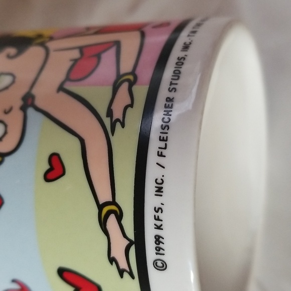Coffee mug/cup. 1999 vintage Betty Boop collectible. - Picture 6 of 14